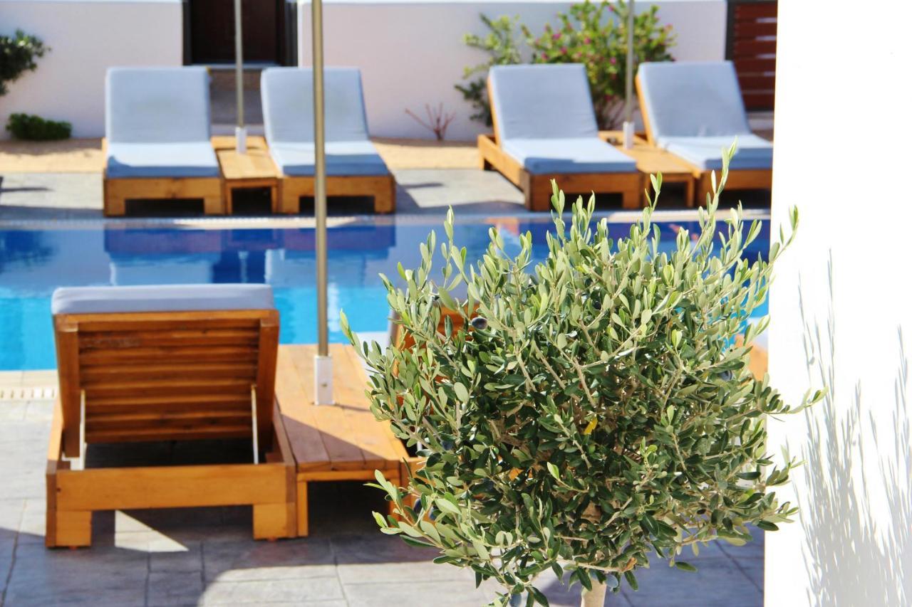 Ifestos Villa Тира Экстерьер фото